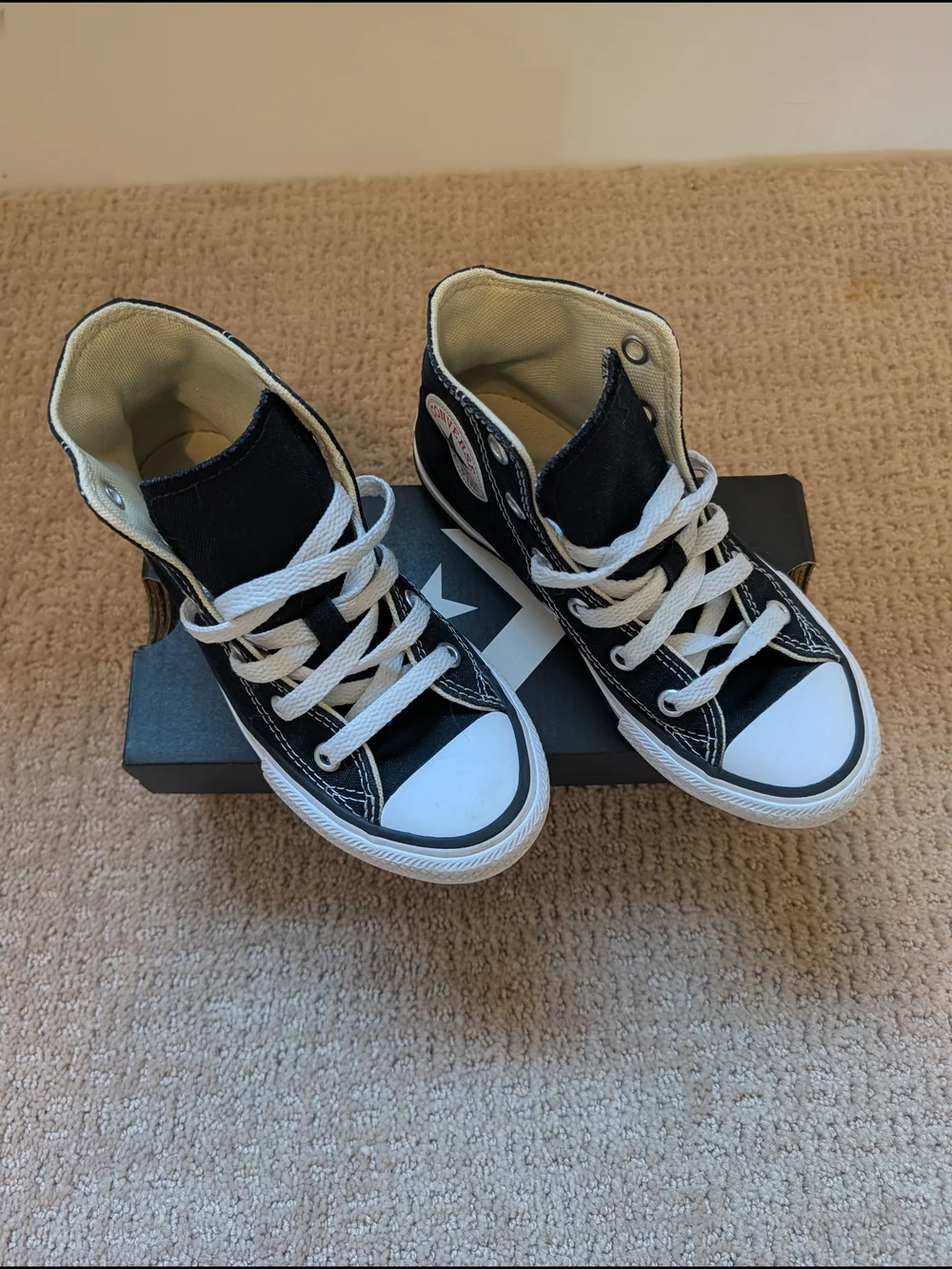 Converse Chuck Taylor All Star High Top Sneakers - Black/White 12K